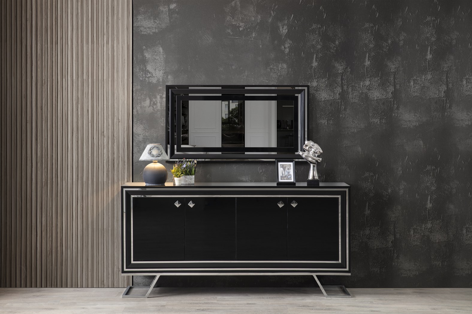 Lacos Dining Room - Console