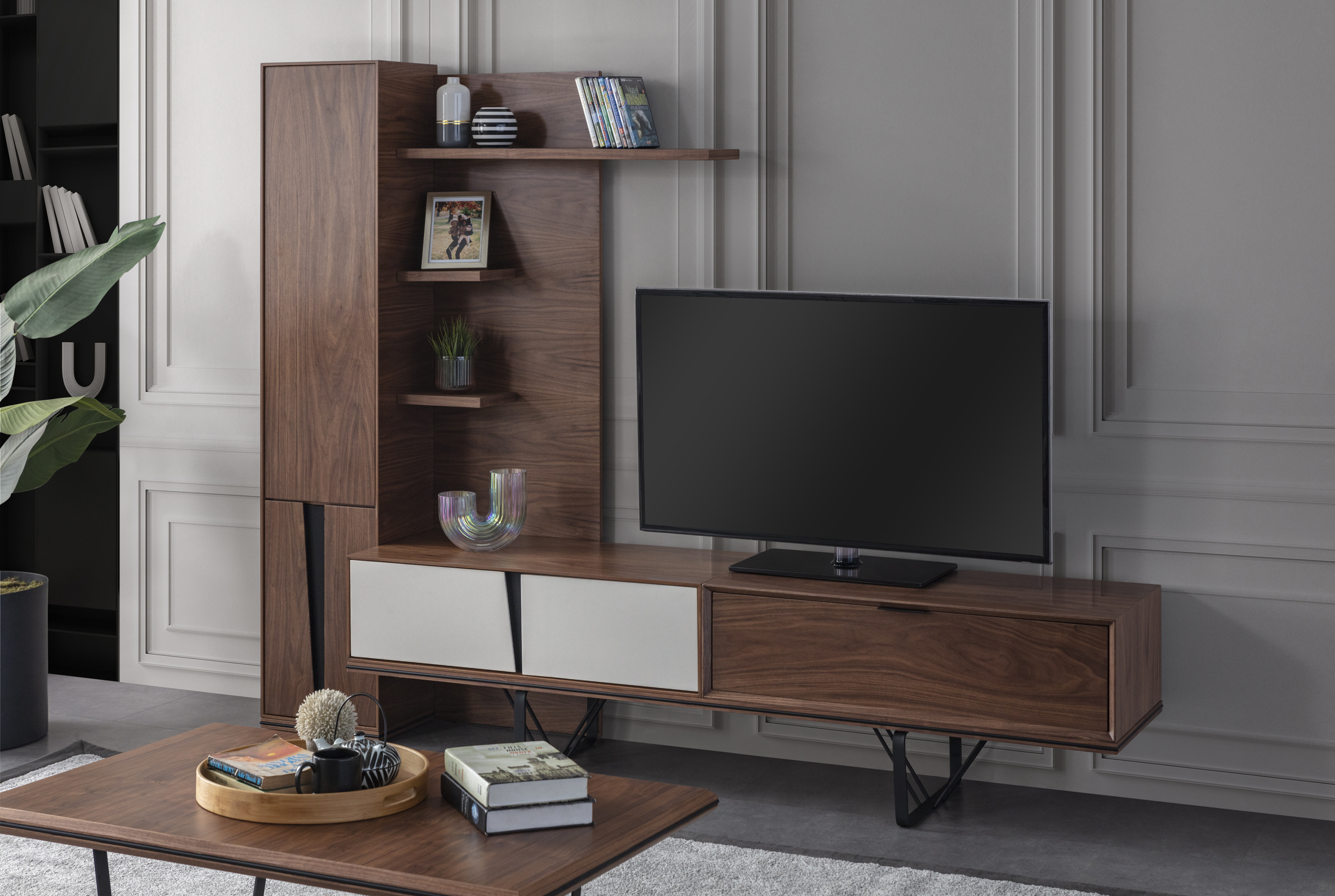 Lavinya Moonstone Dining Room - Unit